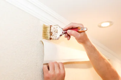 Pose de papier peint à Champigny-la-Futelaye — revêtements muraux et toiles de verre